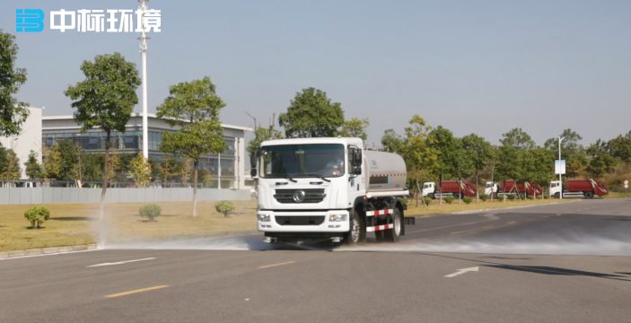 道路洒水车的洒水量是怎么控制？