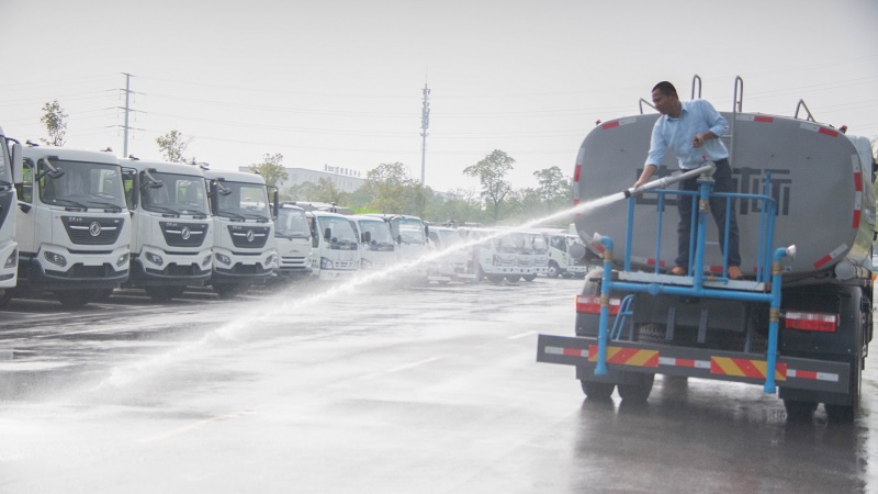工地洒水车